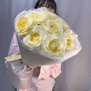 Монобукет пионовидных роз