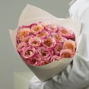 Букет из 29 малиновых пионовидных роз