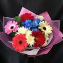 Букет «Сэлли» из гербер и хризантем