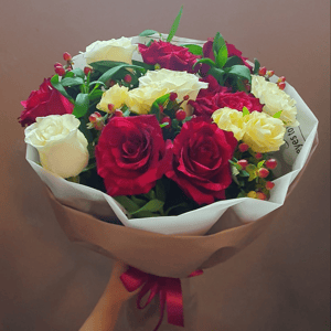 Букет «Тайный сад» из роз