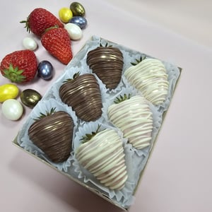 Набор 6 клубник в шоколаде