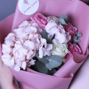 Букет «Нежность Флори» из роз и гортензий