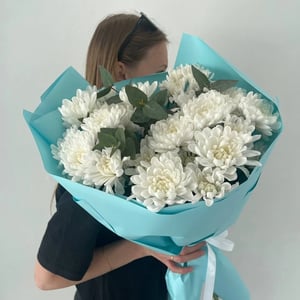 Букет из 5 хризантем