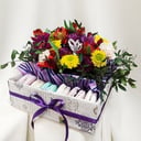 Подарочный набор «Сиреневые облака» из хризантем и альстромерий