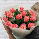 Букет «15 розовых роз в нежной упаковке»