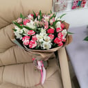 Букет «Сюрприз» из альстромерий и роз