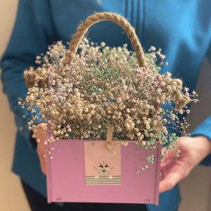Коробка с цветами «Гипсофила в мини-ящичке»