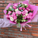 Букет «Фиестта» из роз и альстромерий