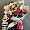 Букет «Момпасье» из роз и альстромерий