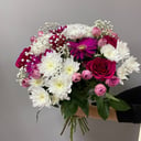 Букет «Тёплые объятия» из роз и хризантем