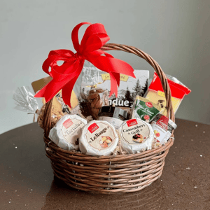 Подарочная корзина "Сыр"