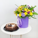 Композиция «Мое солнышко» с тортом из эустом и альстромерий