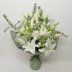 Букет «Ароматная лилия с гипсофилой»