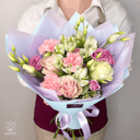 Букет «Лунная радуга» из альстромерий и роз