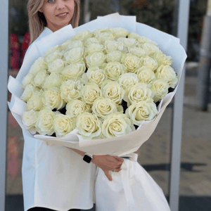 Букет гигант из 51 белой розы