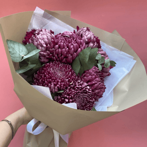 Букет «7 хризантем бигуди»