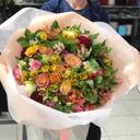 Букет «Роскошный» из альстромерий и роз