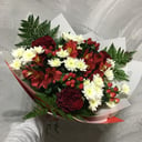 Букет «Мэгги» из хризантем и роз