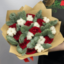 Зимний букет из ели и красных роз