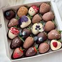 Клубника в шоколаде в коробке