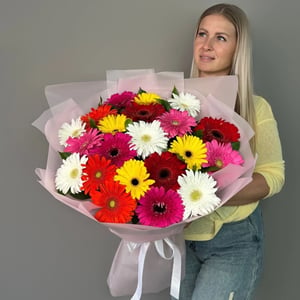 Букет из 21 герберы микс