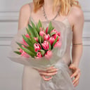 Букет «Малиновый закат» из тюльпанов
