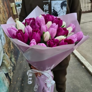 Большой букет тюльпанов 35 шт "Любить"