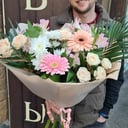 Букет «Флирт» из роз и хризантем