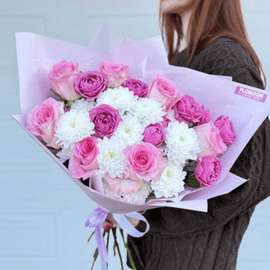 Шикарный букет для самой любимой из Пионовидных роз и хризантем