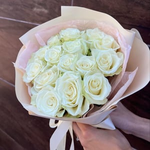 Букет из белых роз