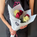 Букет 5 красно-белых роз