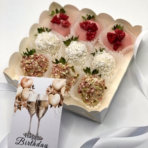 Клубника в шоколаде нежность