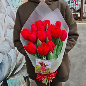 Букет «Красные тюльпаны "Для прекрасной"»