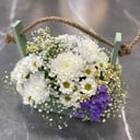 Коробка с цветами «ромашки» из хризантем