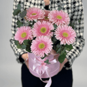 Шляпная коробка с цветами «Лунный закат» из гербер