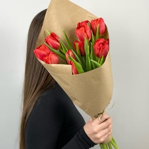 Букет «11 красных фермерских тюльпанов»
