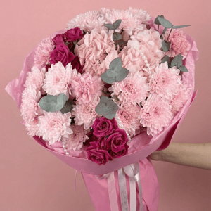 Букет с хризантемой, розой и гортензией