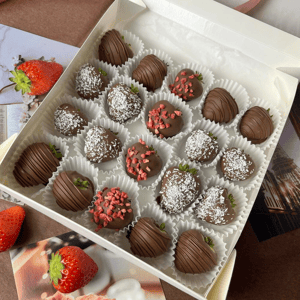 Набор клубники в шоколаде "Камильфо"