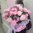 Шляпная коробка с цветами «Трогательное признание» из роз