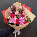 Фабия из роз и гвоздик