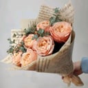 Букет из пионовидных роз Кахала