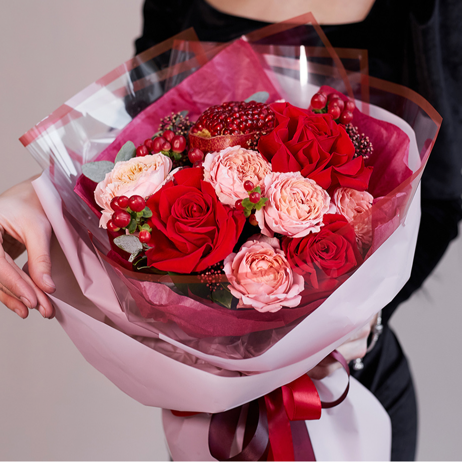 Букет «Яркие мгновения» из роз