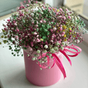 Шляпная коробка с цветами «Крашеная гипсофила в мини-шляпе»