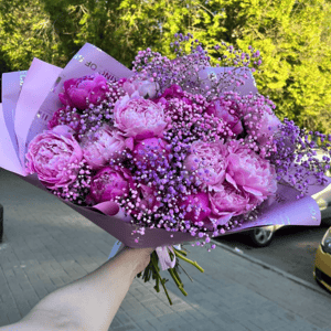 Букет «Пионы с гипсофилой»