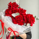 Букет «Красные бантики» из роз