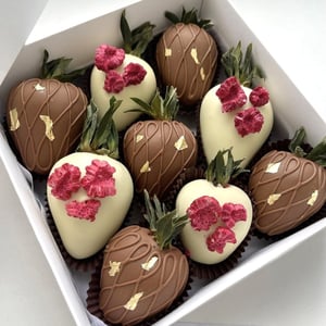 Композиция из клубники «Набор Melody»