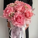 Розы в шляпной коробке