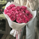 Букет из розовых пионовидных роз