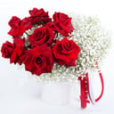 Шляпная коробка с цветами «Звездный бархат» из гипсофил