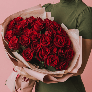 Букет из 35 красных роз